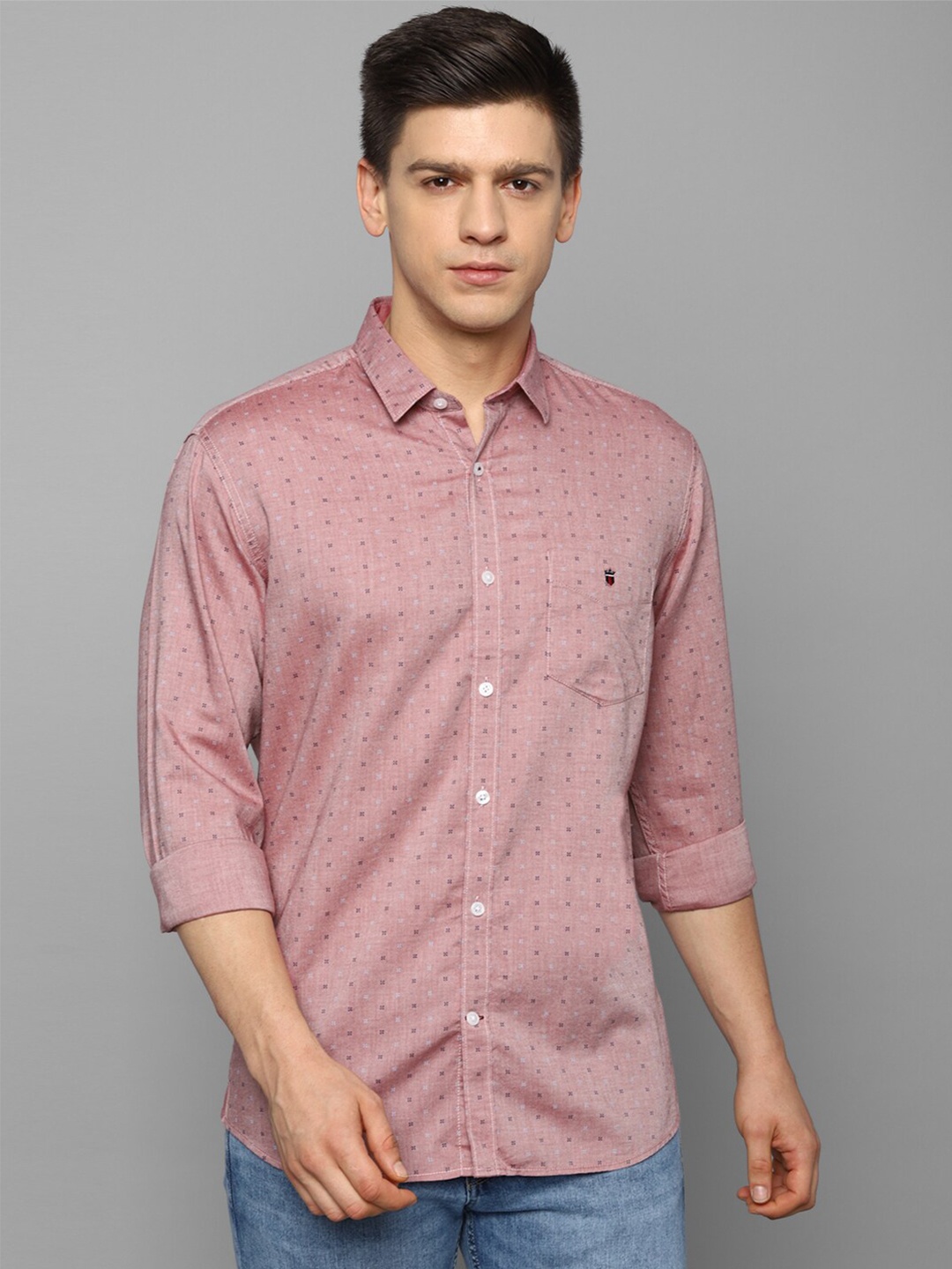 

Louis Philippe Sport Men Pink Slim Fit Printed Cotton Casual Shirt