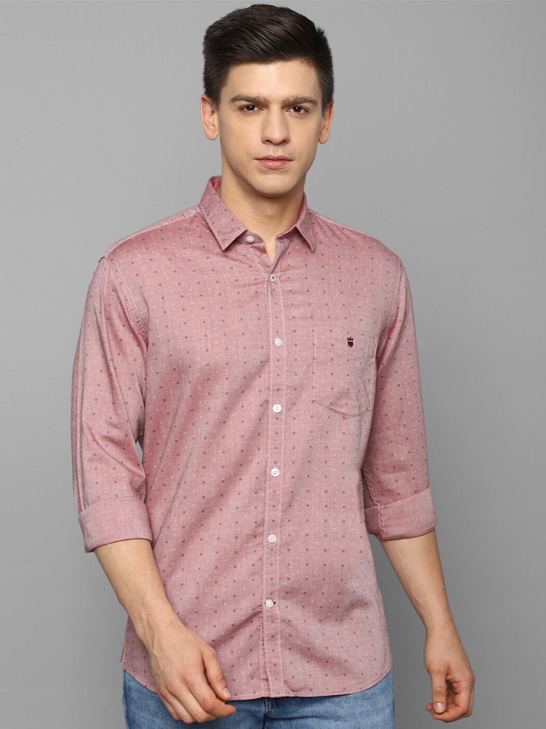 

Louis Philippe Sport Men Pink Slim Fit Printed Casual Shirt