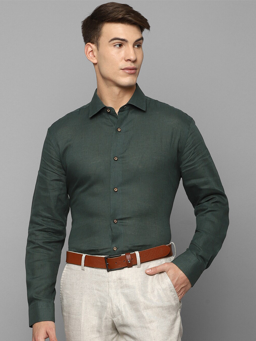 

Luxure by Louis Philippe Men Green Linen Formal Shirt