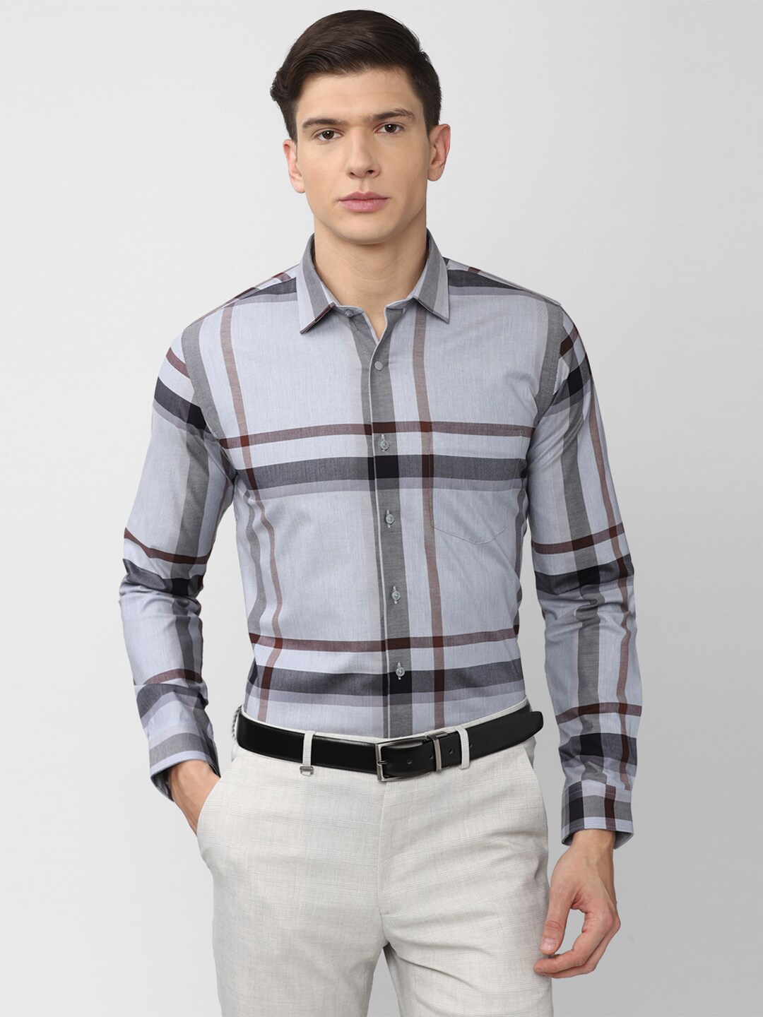 

Van Heusen Men Grey Slim Fit Checked Formal Shirt