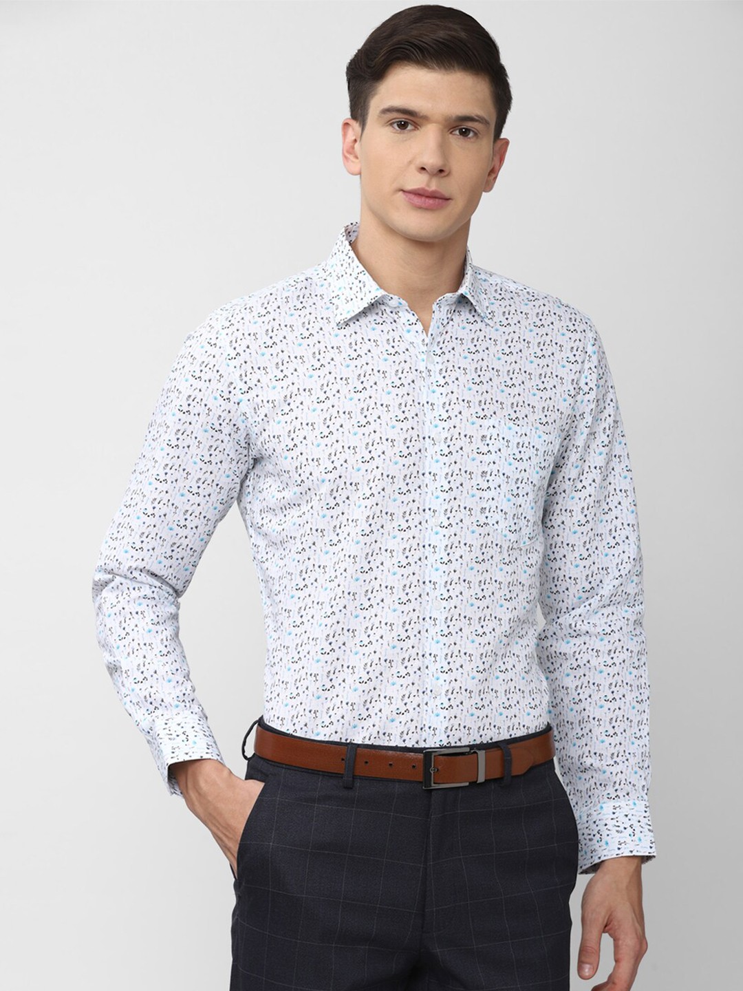 

Van Heusen Men White Floral Printed Formal Shirt
