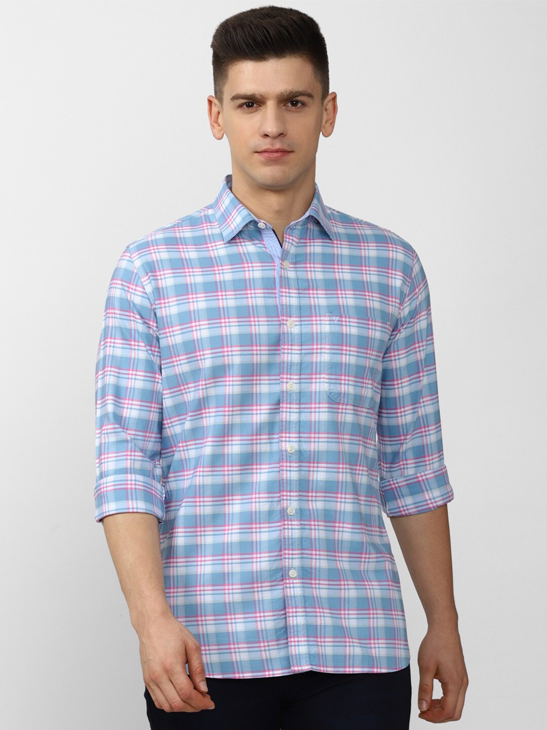 

Van Heusen Sport Men Blue Slim Fit Checked Casual Shirt