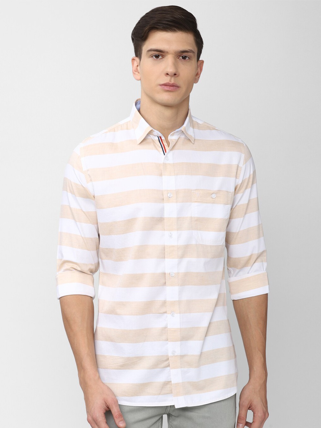 

Van Heusen Sport Men Peach Slim Fit Horizontal Stripes Casual Shirt