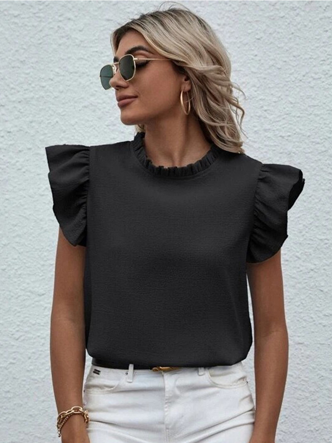 

La Aimee Black Solid Top