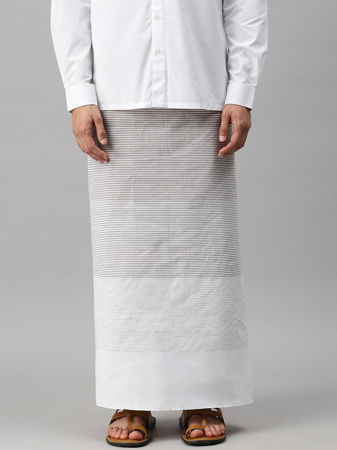 

Ulama Men White & Brown Striped Pure Cotton Dhoti
