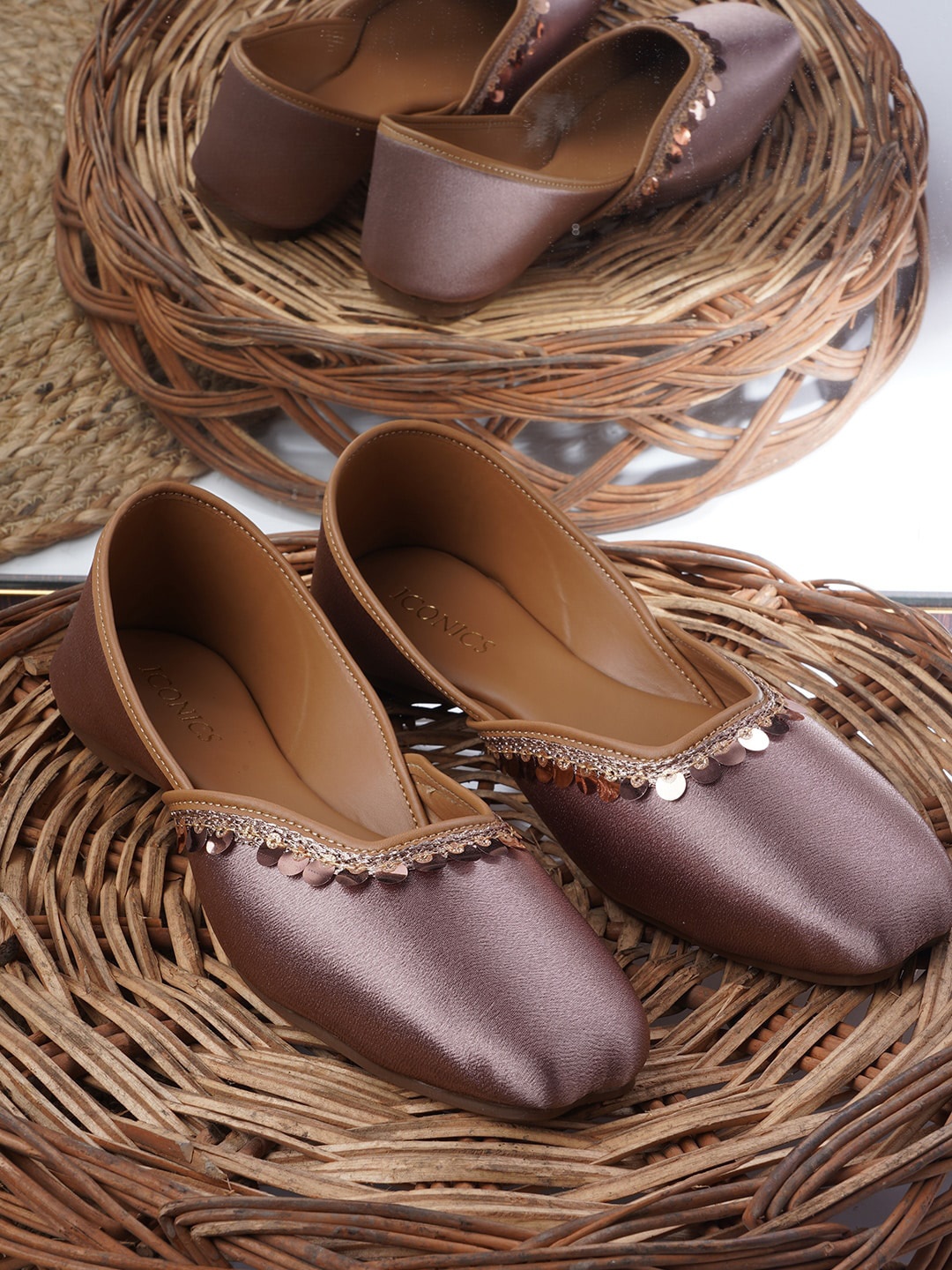 

ICONICS Women Pink Ethnic Ballerinas Flats