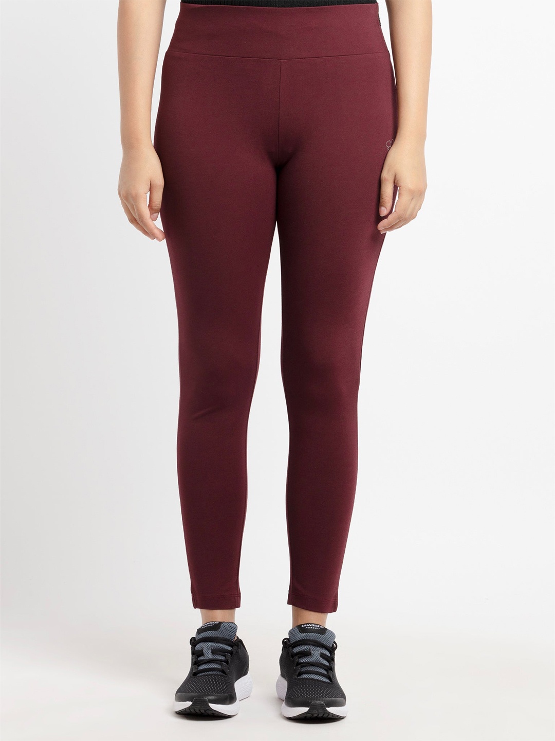 

Status Quo Women Maroon Solid High Rise Jeggings