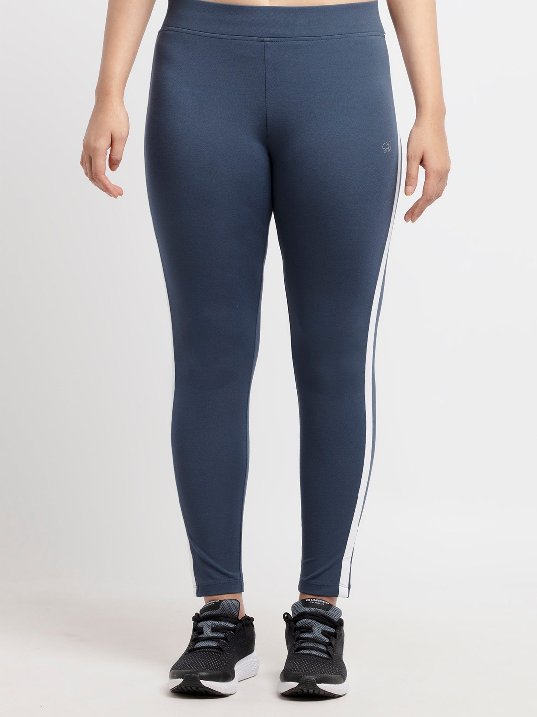 

Status Quo Women Blue Side Striped High Rise Jeggings, Grey