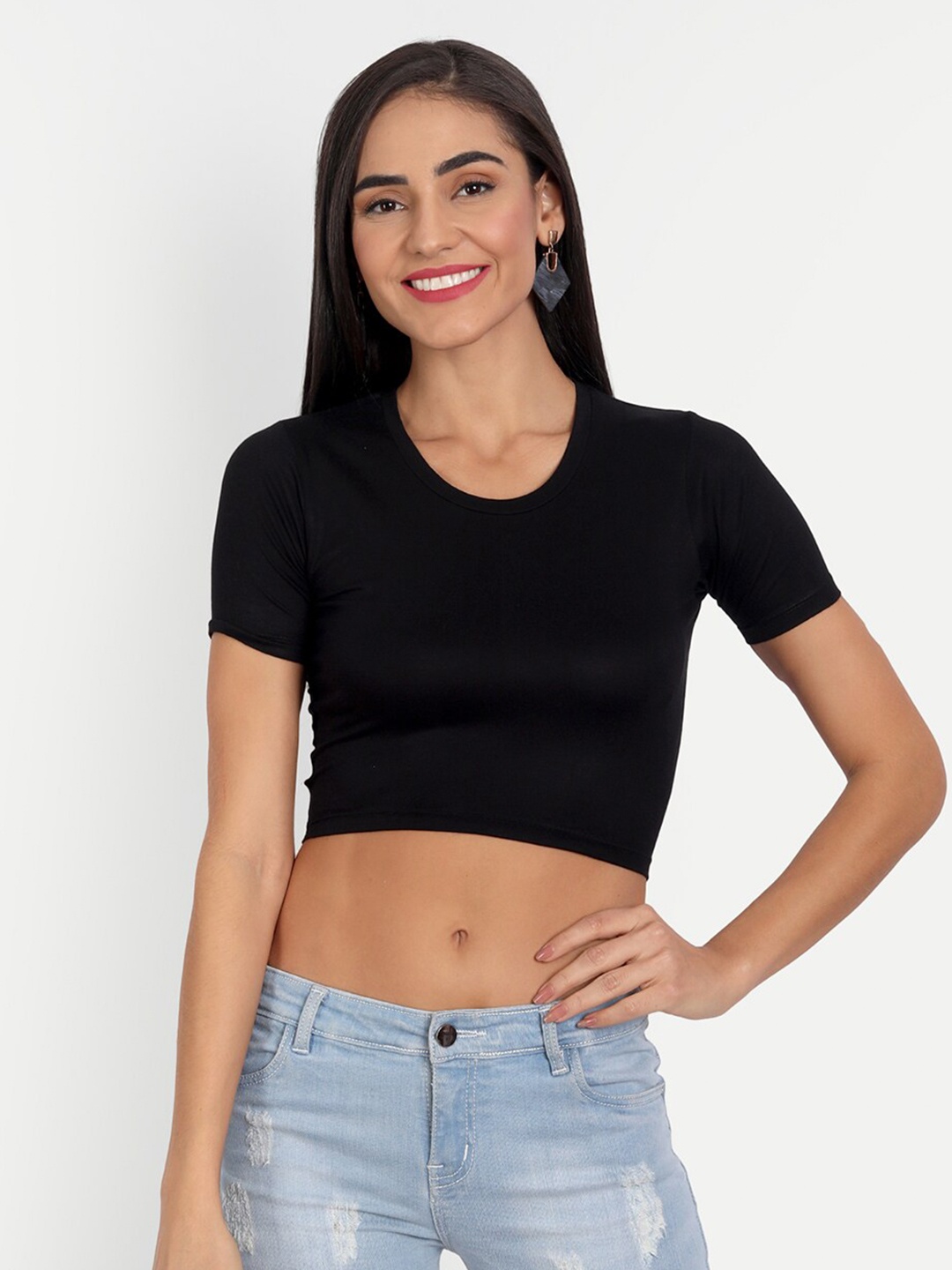 

COLOR CAPITAL Black Solid Round Neck Regular Crop Top