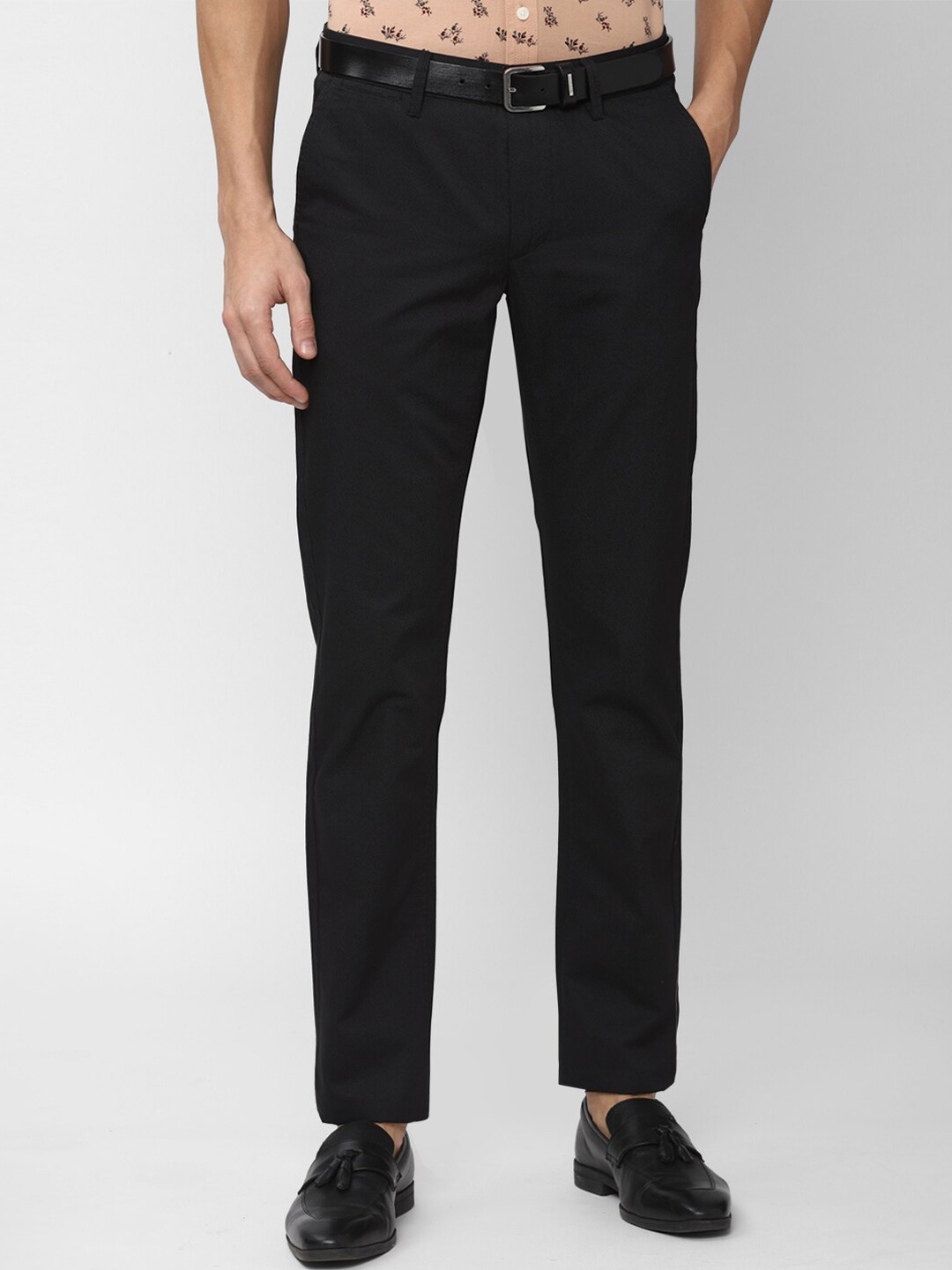 

Van Heusen Sport Men Black Slim Fit Trousers