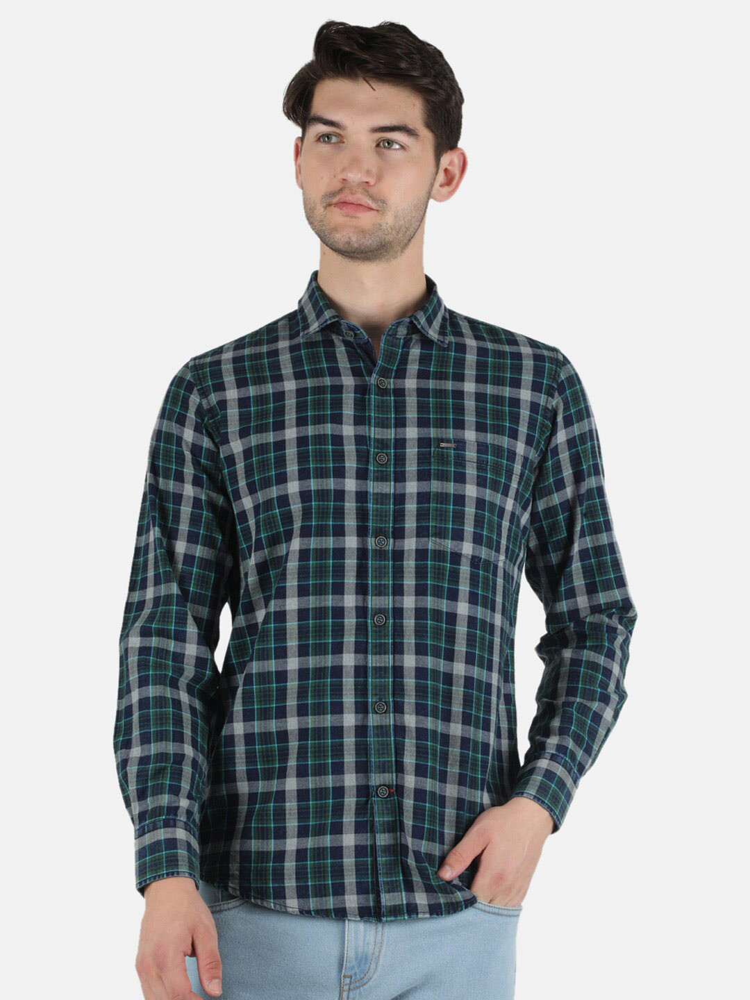 

Monte Carlo Men Green Classic Tartan Checks Casual Shirt