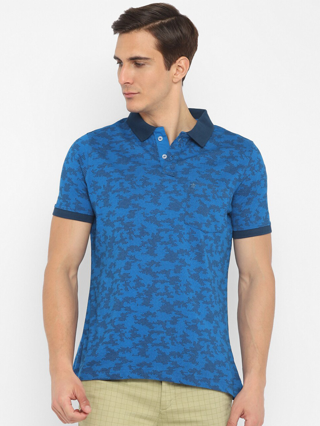 

Turtle Men Blue Floral Printed Polo Collar Pure Cotton Slim Fit T-shirt