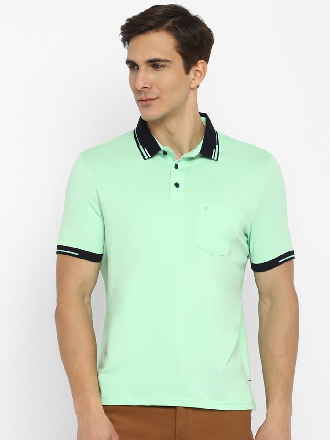 

Turtle Men Green Polo Collar Slim Fit T-shirt