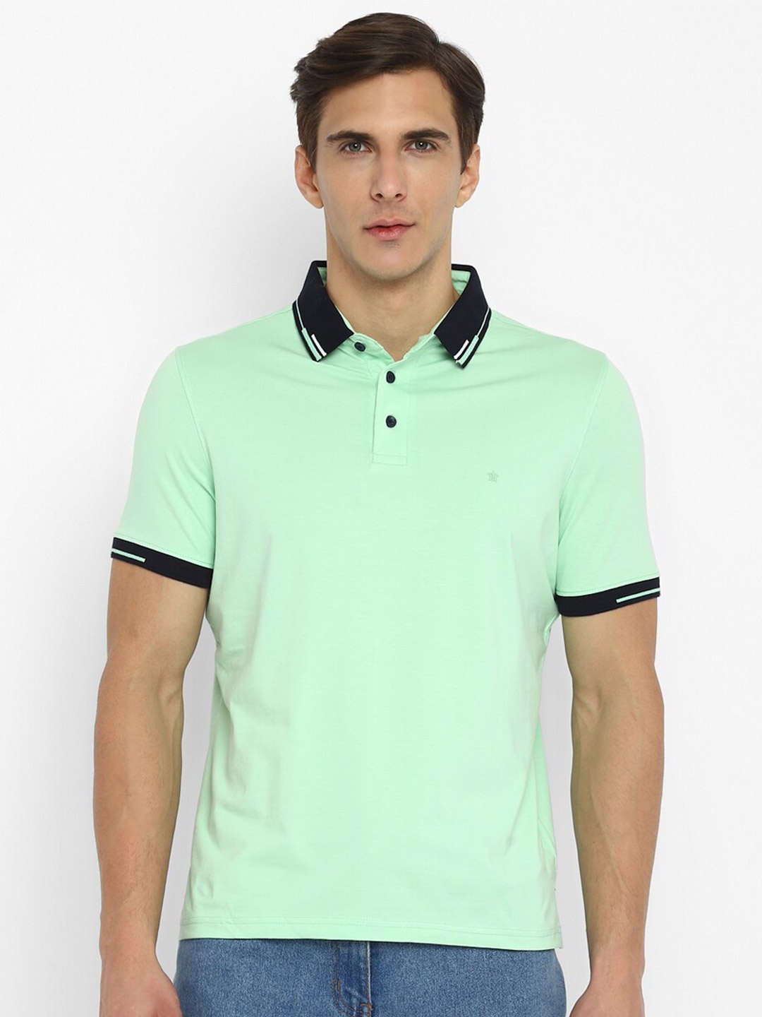 

Turtle Men Green Polo Collar Slim Fit T-shirt