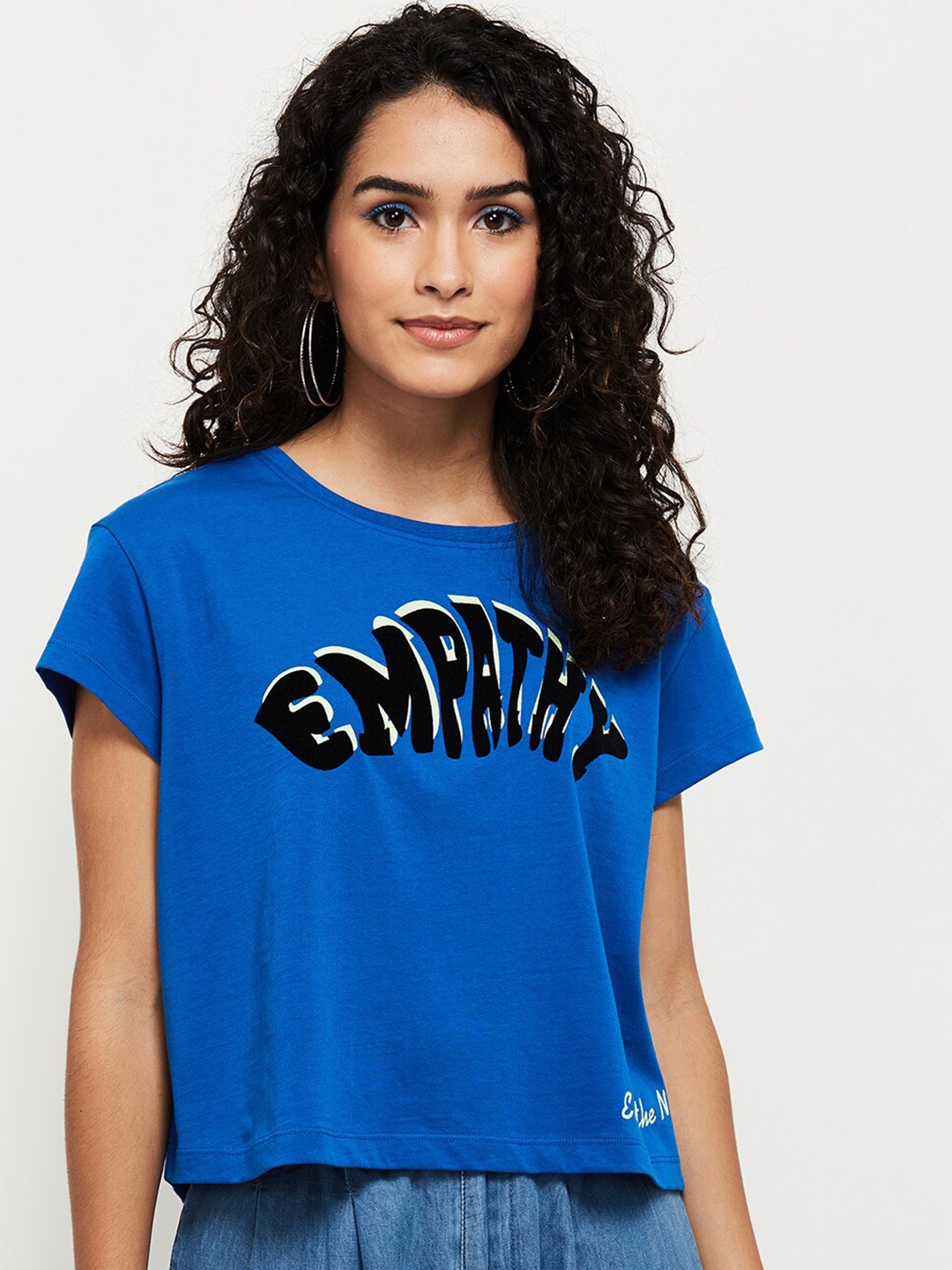 

max Blue Print Extended Sleeves Crop Top