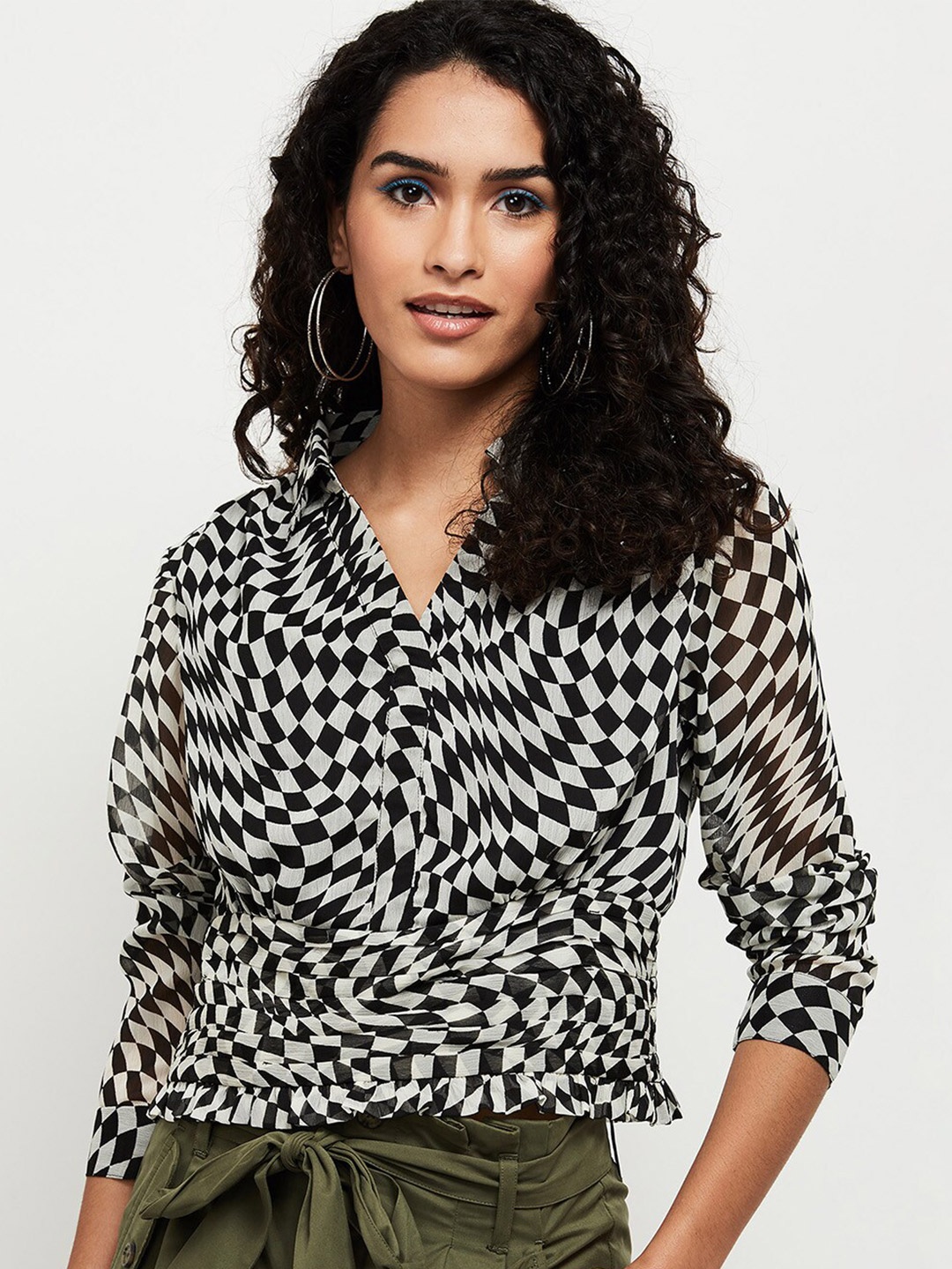 

max Black Print Wrap Top