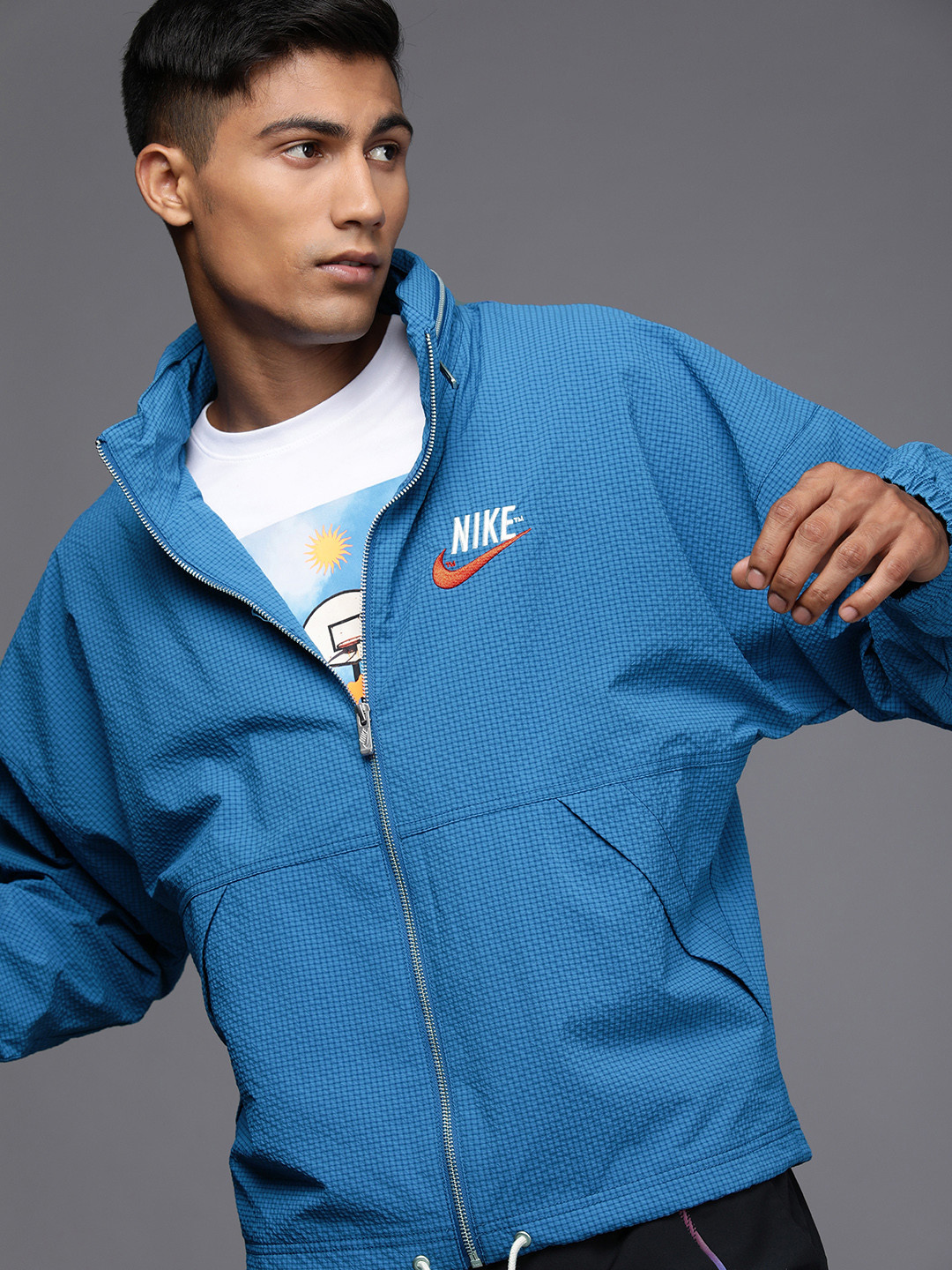 

Nike Men Blue White Brand Logo Embroidered Sporty Jacket