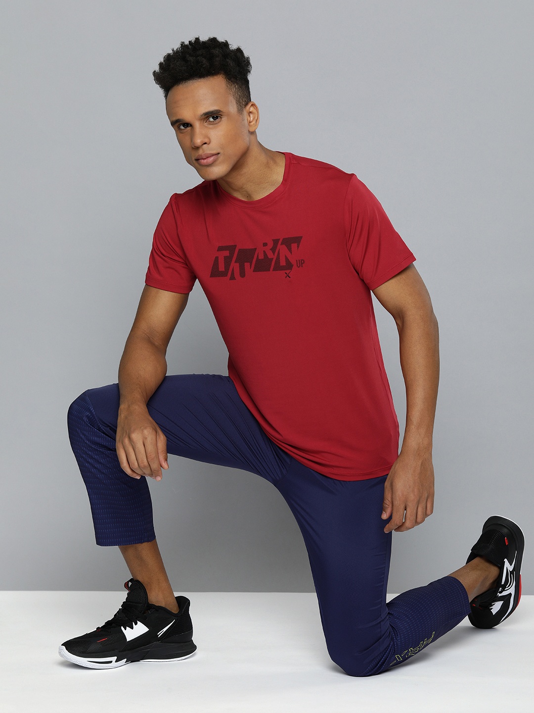 

HRX by Hrithik Roshan Men Maroon Brand Logo Printed Rapid-Dry Training T-Shirt
