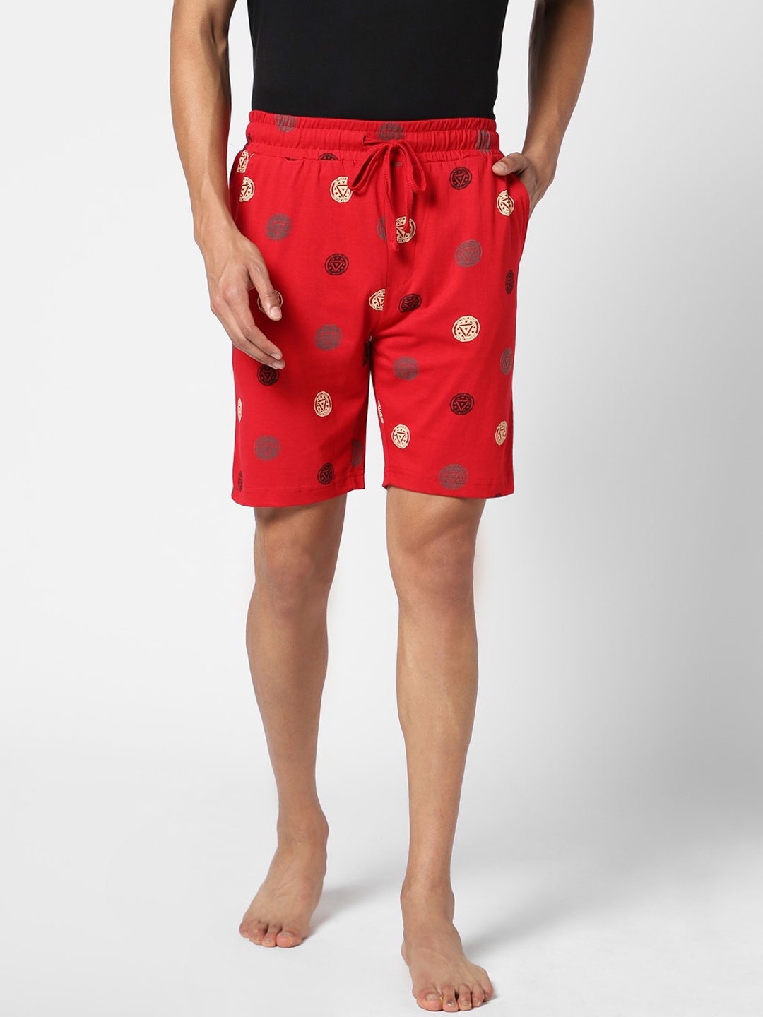 

Ajile by Pantaloons Men Red Printed Slim Fit Shorts