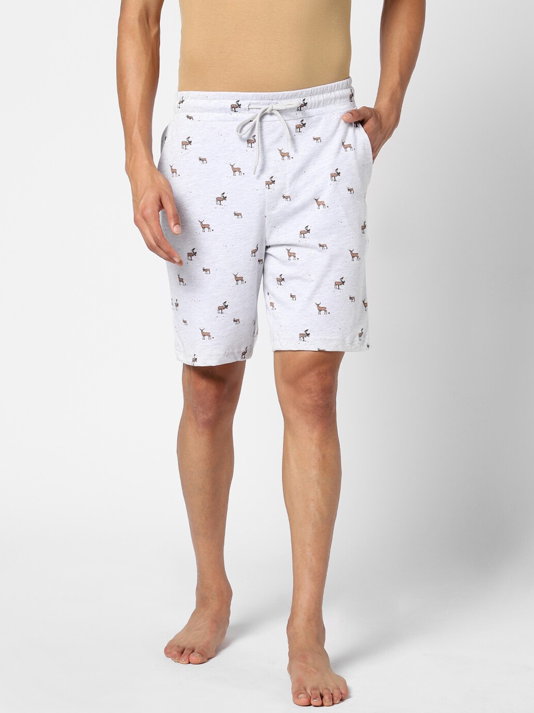 

Ajile by Pantaloons Men Grey Conversational Printed Slim Fit Shorts