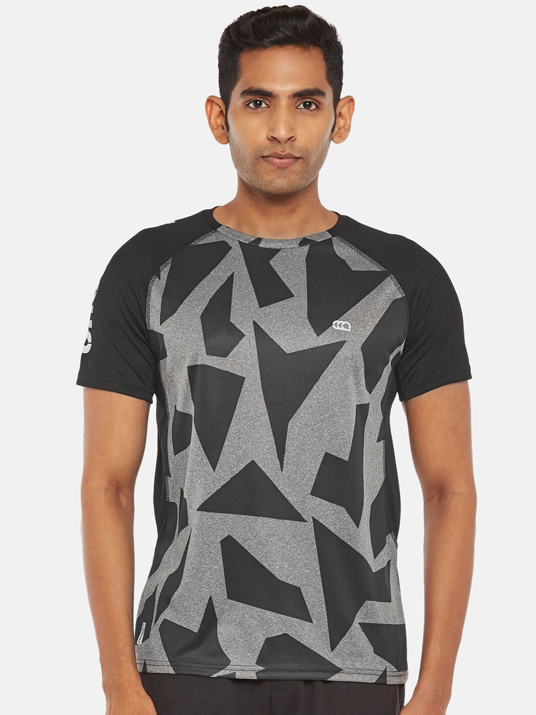 

Ajile by Pantaloons Men Black & Grey Printed Extended Sleeves Slim Fit T-shirt