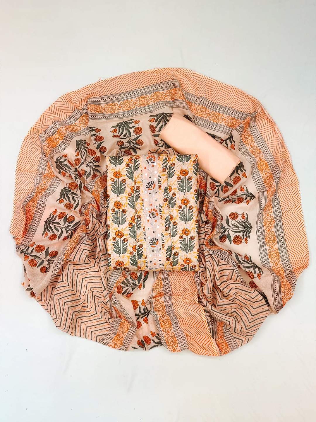 

Suktam Trendz Orange & Cream-Coloured Printed Unstitched Dress Material