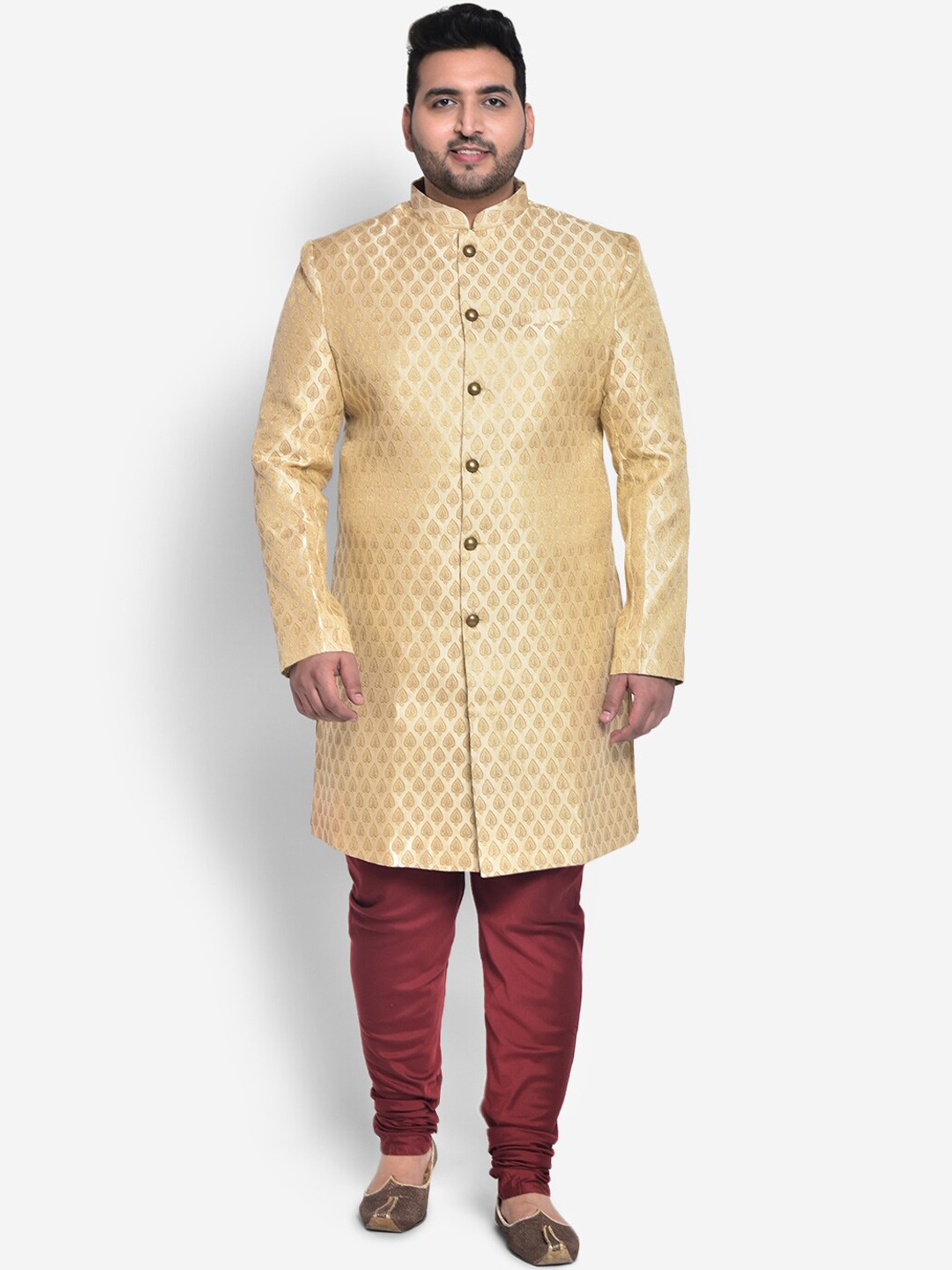 

KISAH PLUS Men Woven Design Indowestern Sherwani Set, Cream