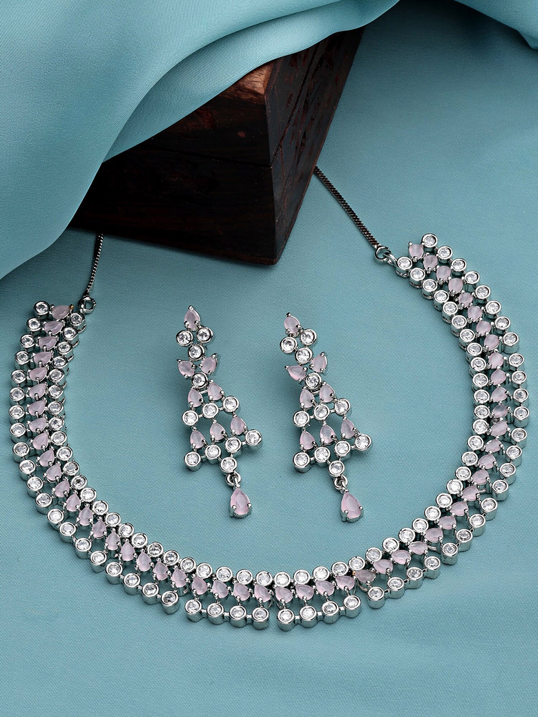 

KARATCART Women Silver-Plated AD-Studded Jewellery Set