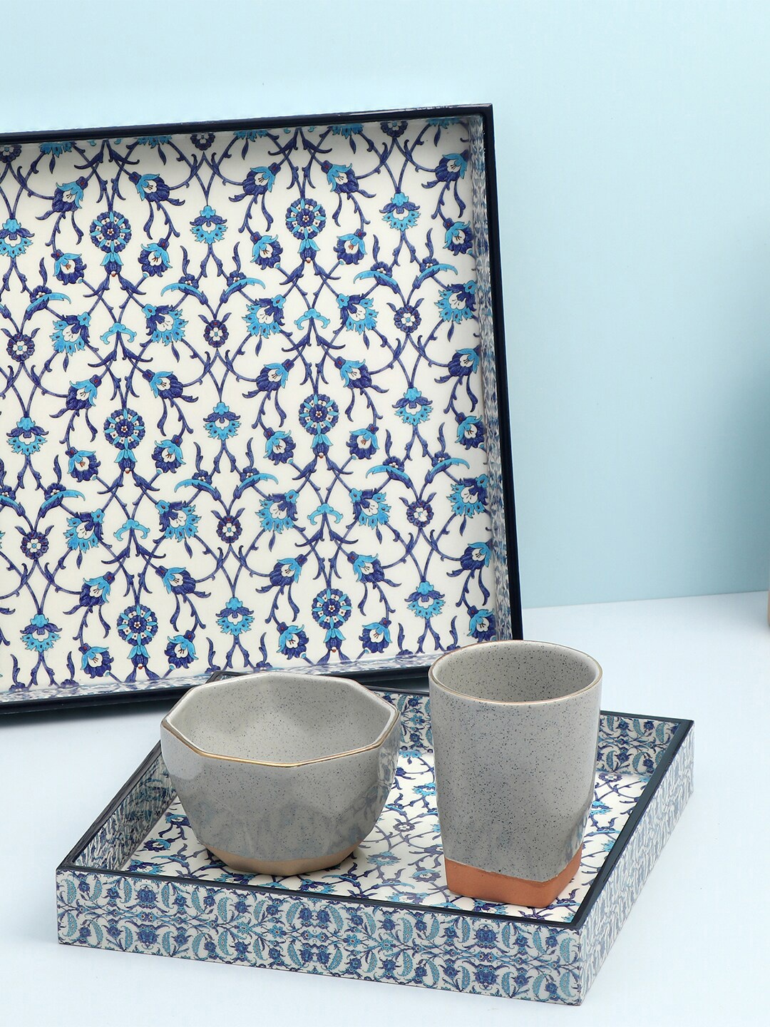 

DULI Set of 2 Blue & White Moroccan Printed Wood Trays