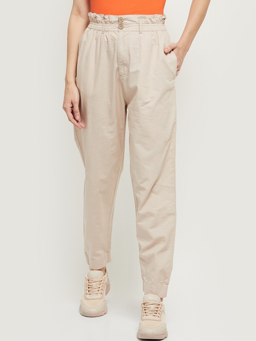 

max Women Beige Joggers Trousers