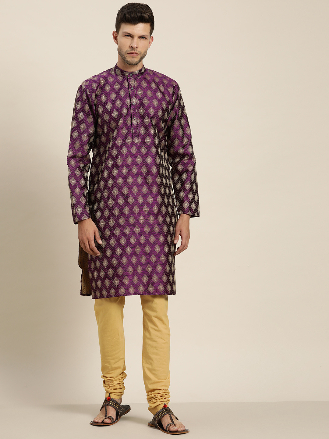 

SOJANYA Men Purple & Golden Jacquard Woven Design Kurta