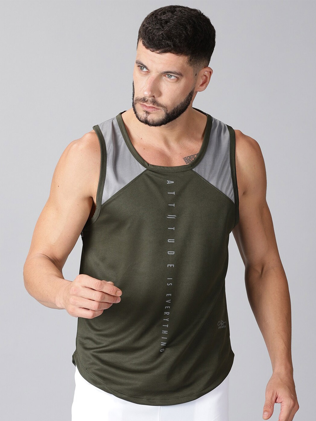 

ATTIITUDE Men Green & Grey Dri-FIT Raw Edge T-shirt