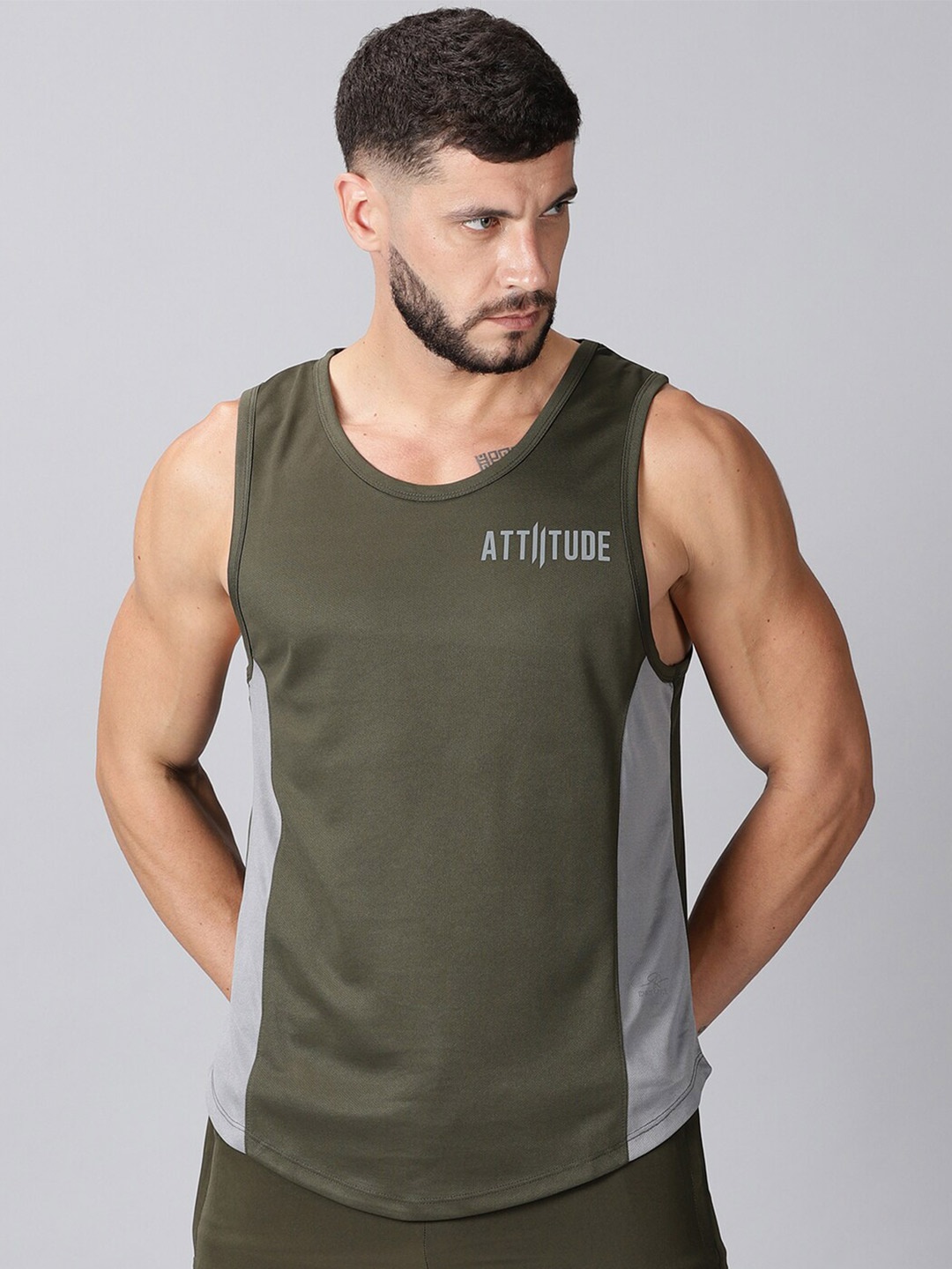 

ATTIITUDE Men Green & stone gray Dri-FIT Innerwear Vests