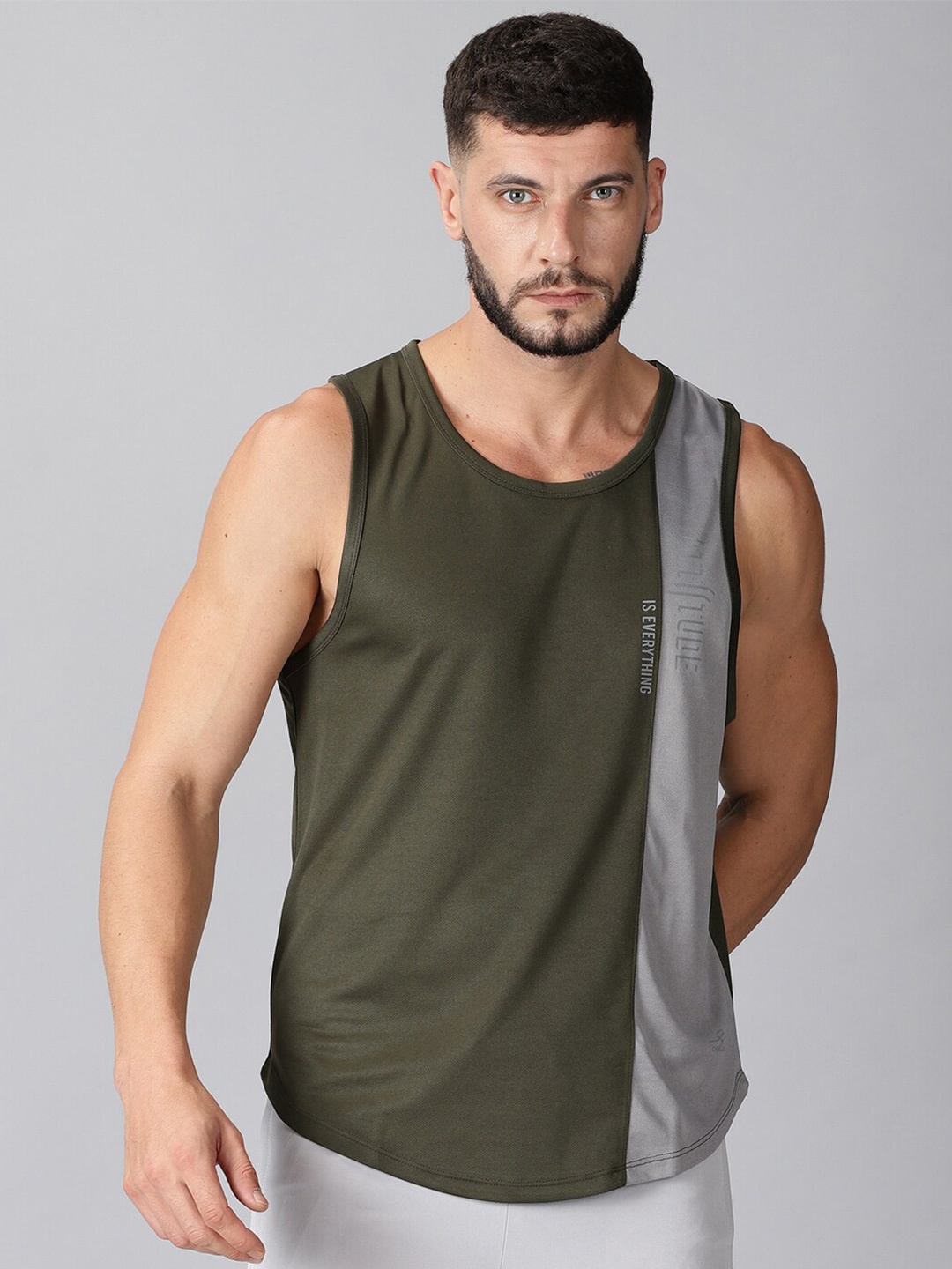 

ATTIITUDE Men Green & Grey Colourblocked Dri-FIT T-shirt