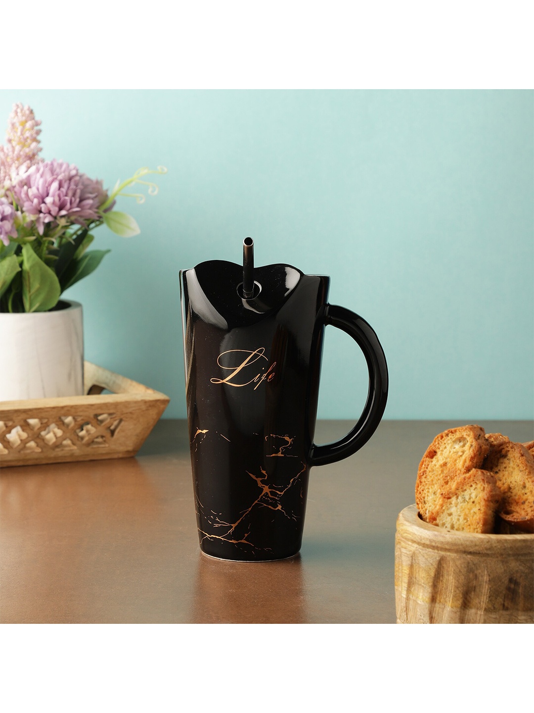 

The Decor Mart Black & Gold-Toned Text or Slogans Printed Ceramic Glossy Mug 500 ML