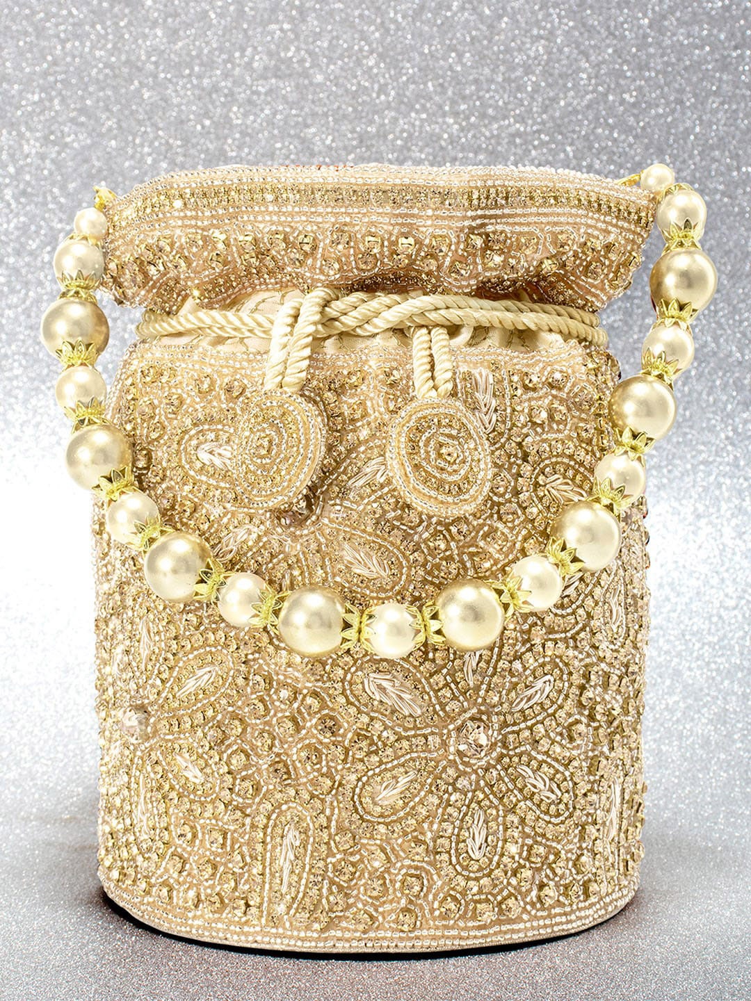 

Peora Women Gold Clutches