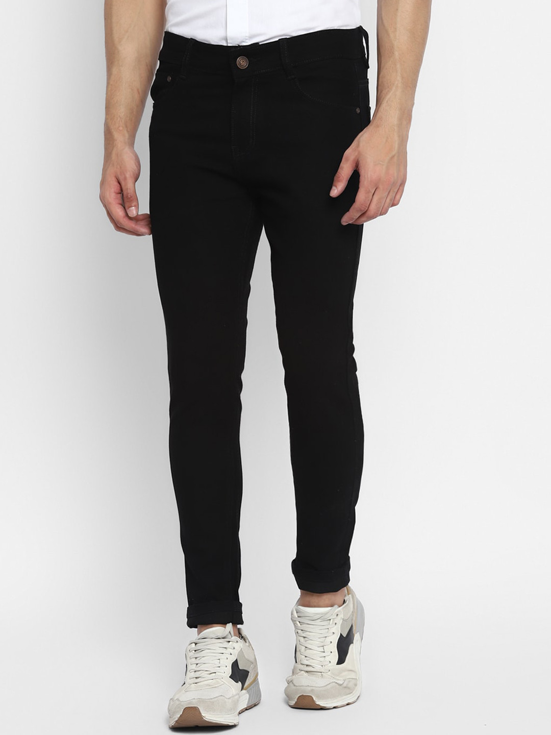 

Routeen Men Black Tapered Fit Stretchable Jeans