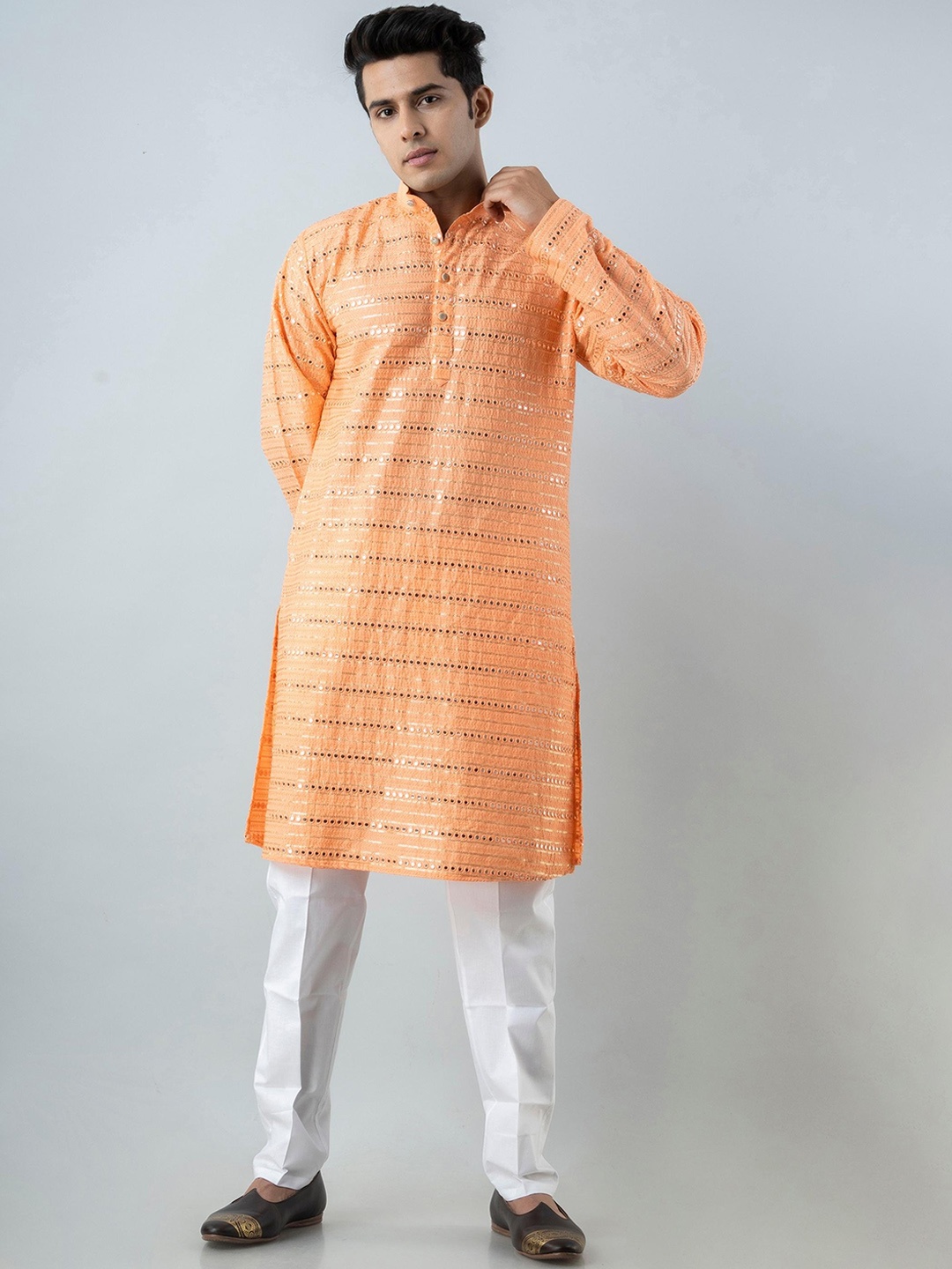 

Firangi Yarn Men Peach-Coloured Mirror Work Kurta