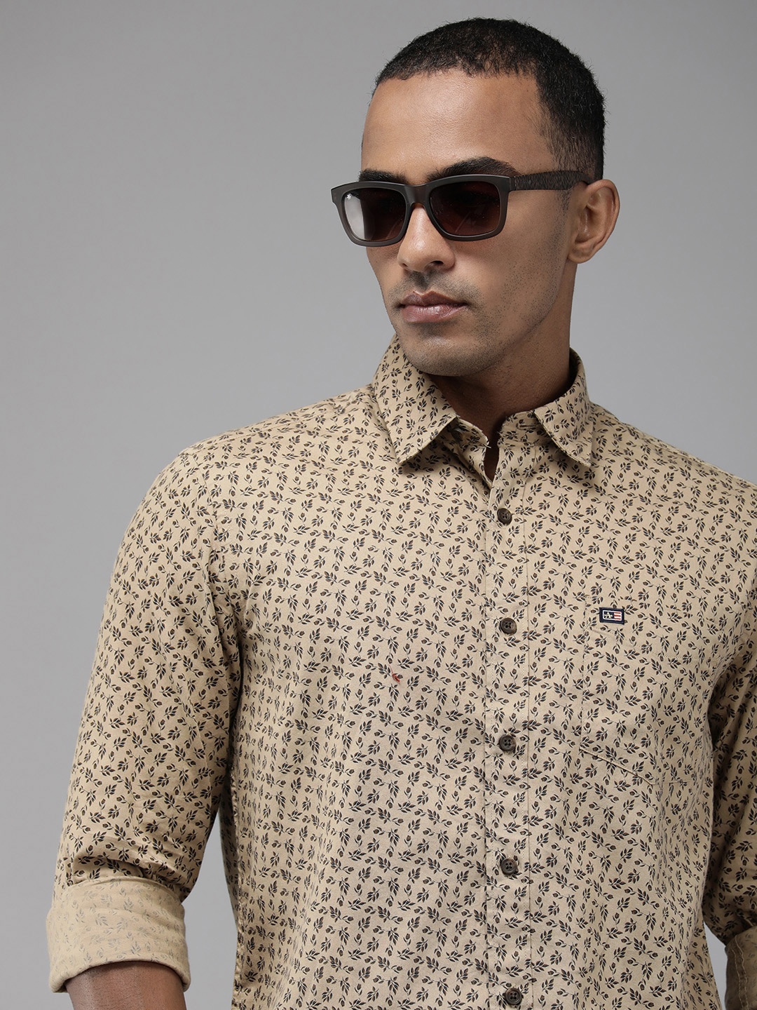 Arrow Sport Pure Cotton Manhattan Slim Fit Floral Printed Casual Shirt, Beige