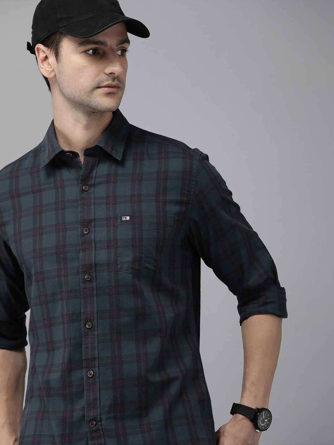 

Arrow Sport Men Grey & Brown Manhattan Slim Fit Checked Pure Cotton Casual Shirt