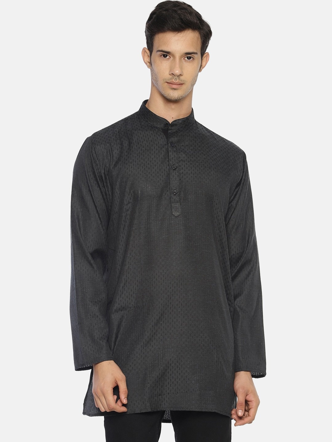 

TATTVA Men Black Solid Straight Kurta