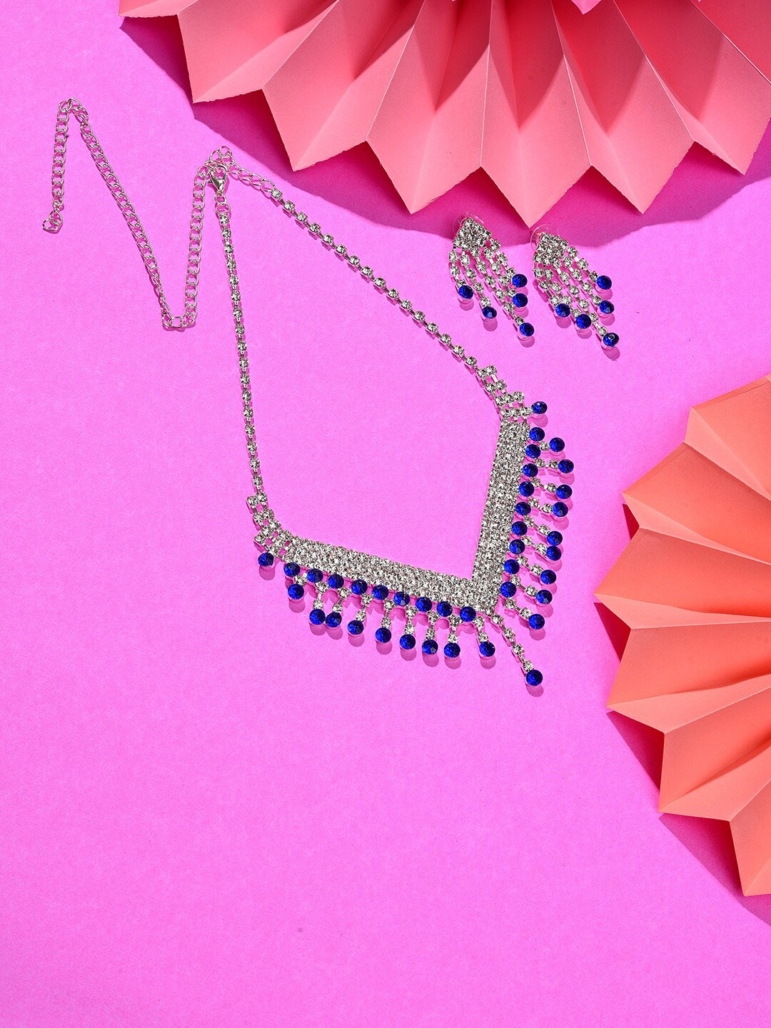 

SOHI Women Silver-Plated Blue Stone Studded Jewellery Set
