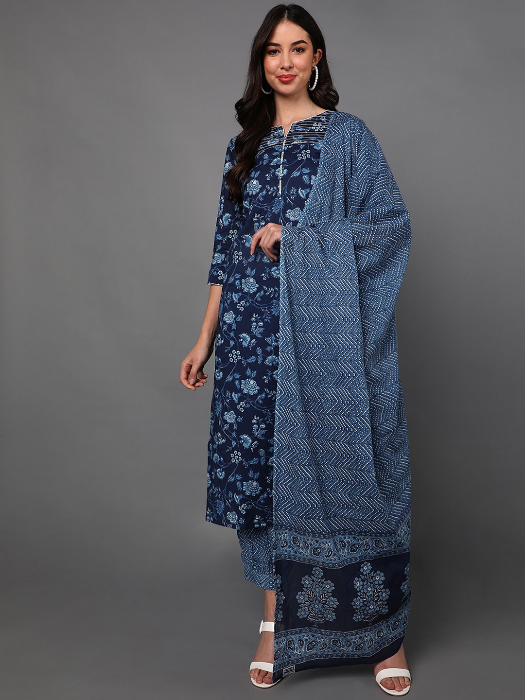 

AHIKA Women Blue Printed Pure Cotton Kurti with Trousers & With Dupatta