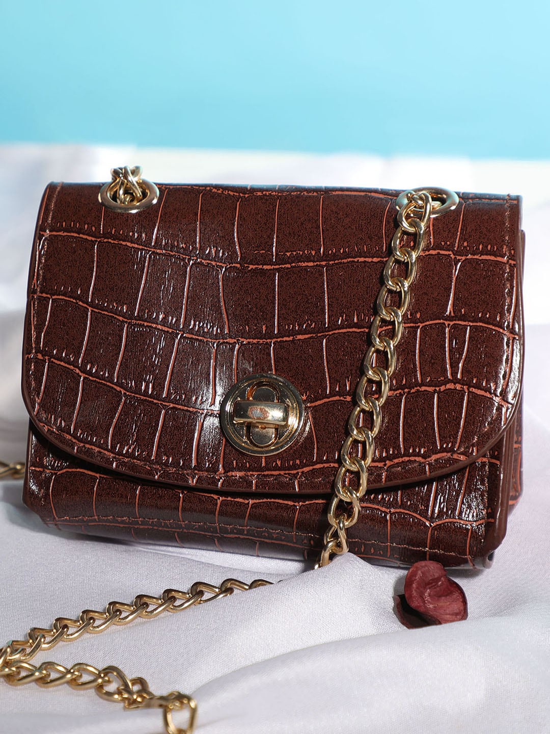 

HAUTE SAUCE by Campus Sutra Women Brown Textured PU Oversized Structured Handbag