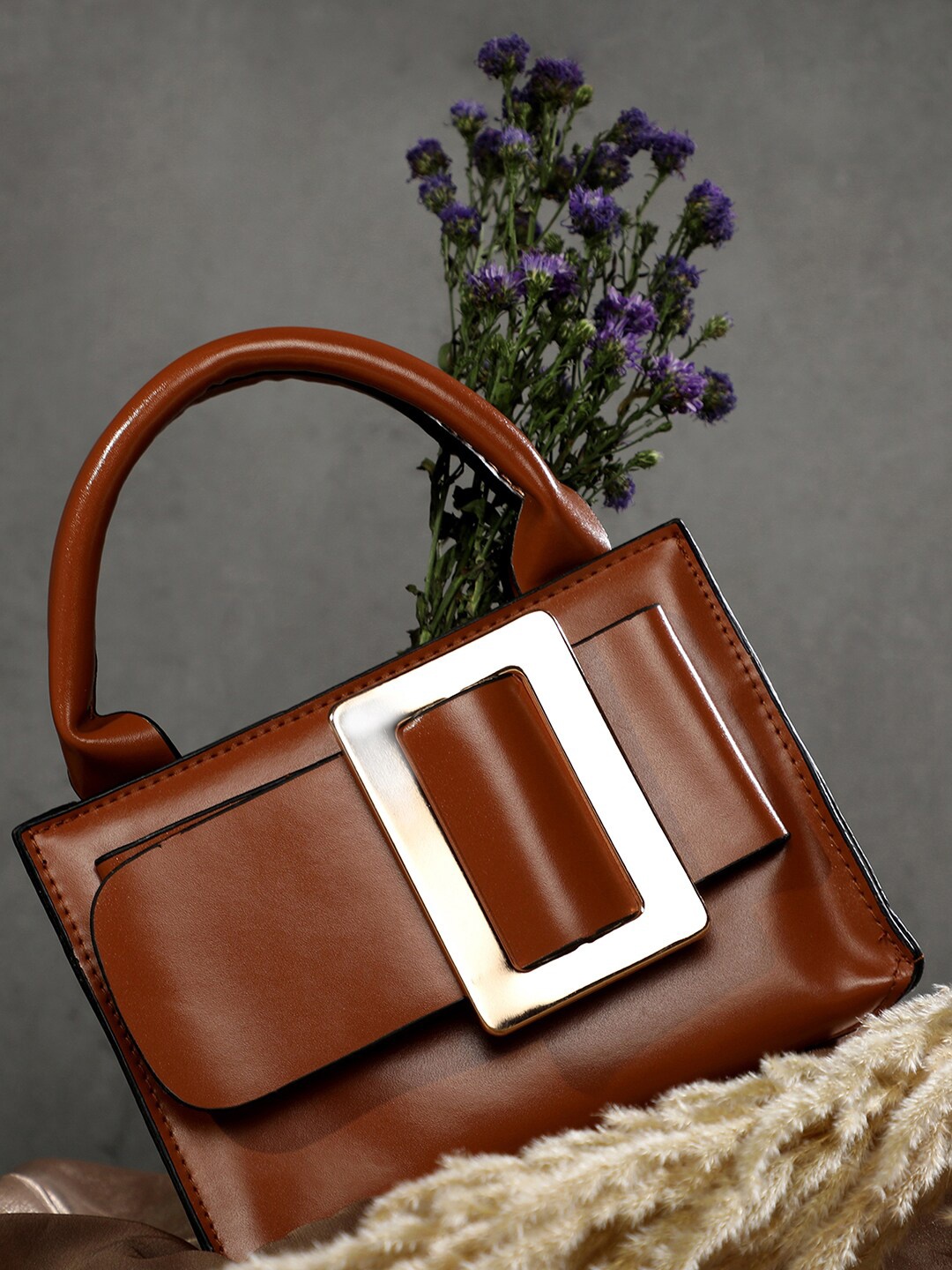 

HAUTE SAUCE by Campus Sutra Brown Solid PU Oversized Structured Handbag