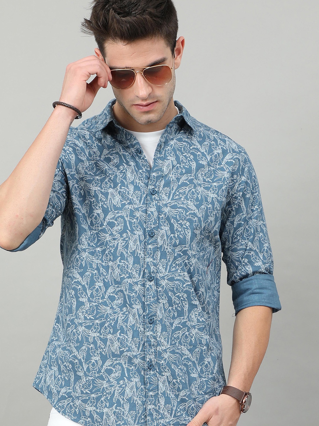 

HERE&NOW Men Blue Slim Fit Conversational Printed Cotton Casual Shirt