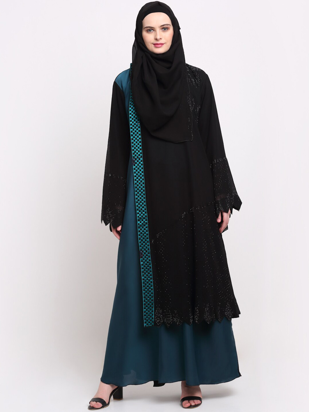 

KLOTTHE Women Black Solid Burqas With Scarf