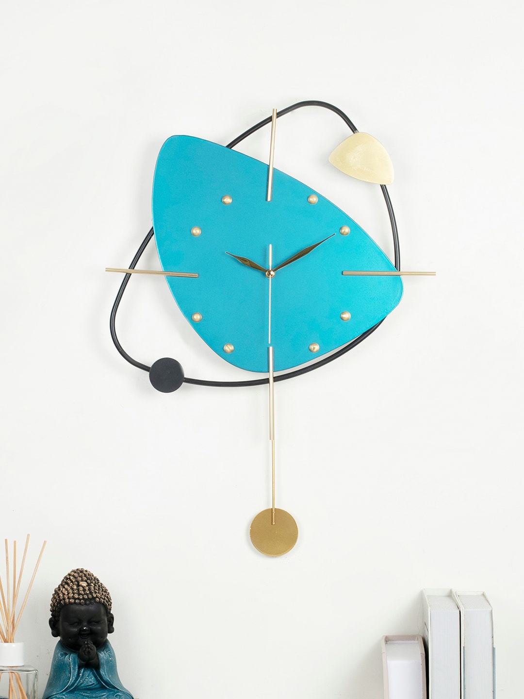 

HomeTown Unisex Sea Green Clocks