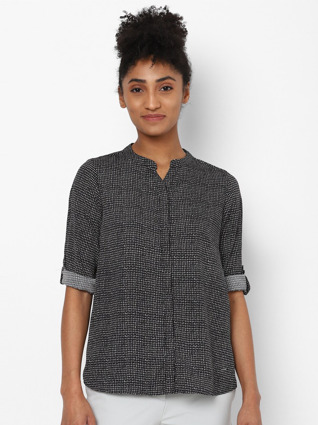 

Allen Solly Women Grey Printed Casual Shirt