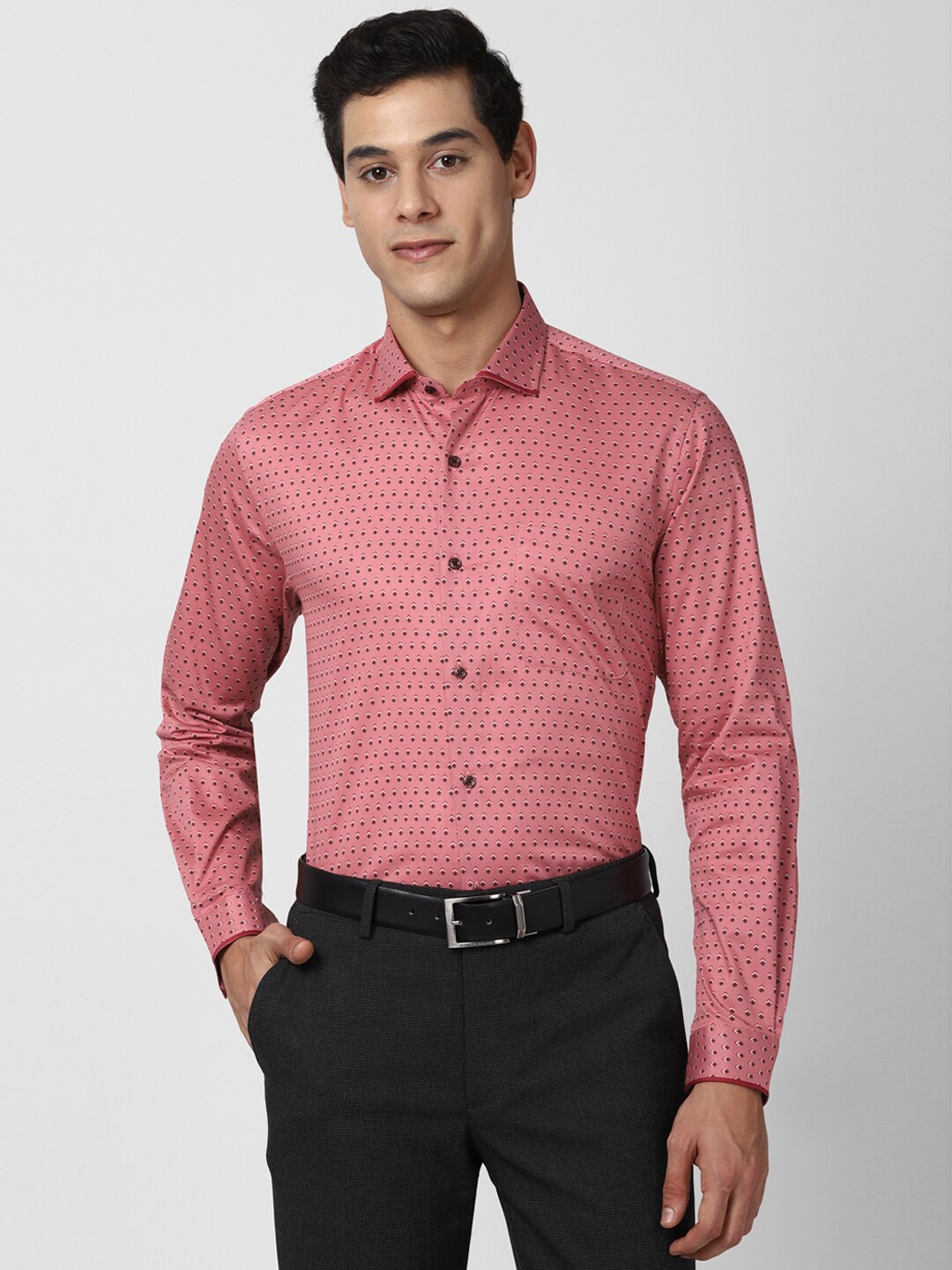 

Peter England Men Pink Slim Fit Printed Formal Shirt